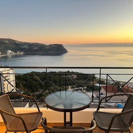 Roumers Apartment Himarë